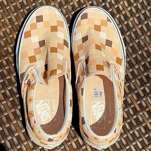 Rare! Vans Off The Wall Slip on Sneakers Limited Ed. Breast Cancer Awareness!